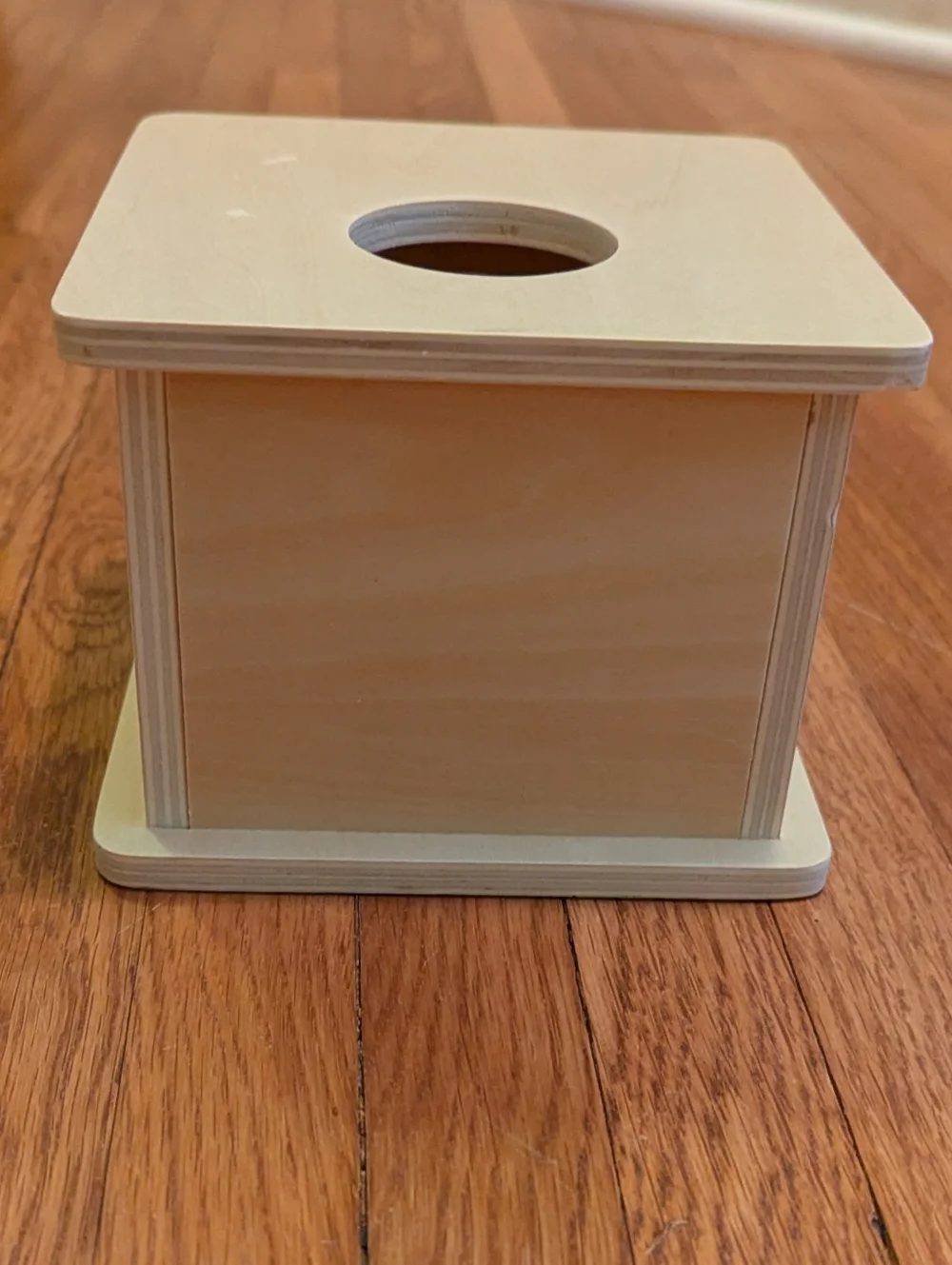 Montessori Wooden Object Permanence Box with 3 Balls - Picture 5 of 7